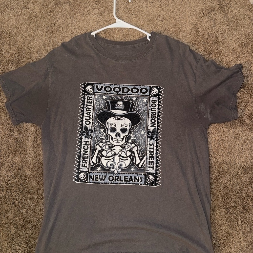 Voodoo Graphic Gray T-Shirt